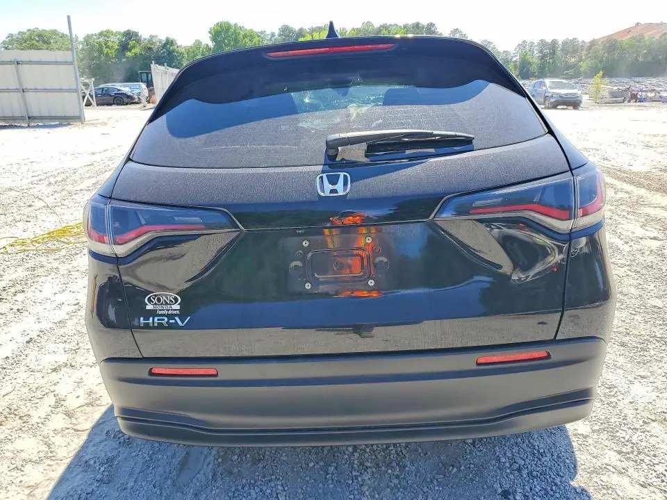 2025 HONDA HR-V LX  