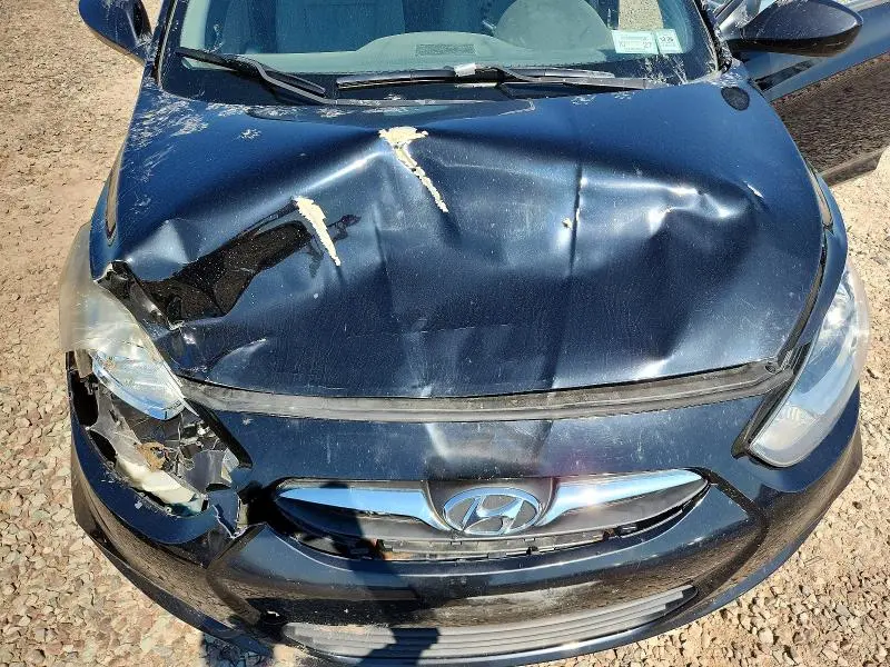 2013 HYUNDAI ACCENT GLS  