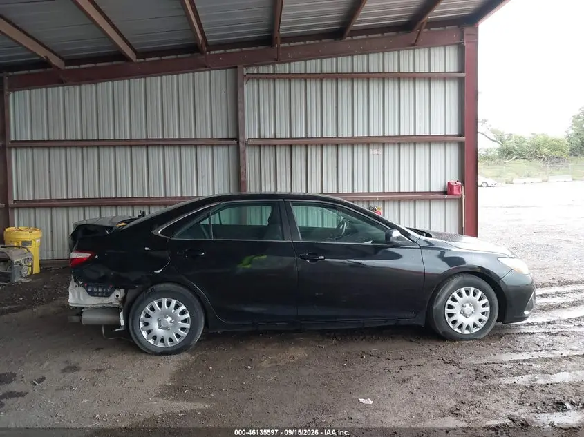 2015 TOYOTA CAMRY HYBRID LE