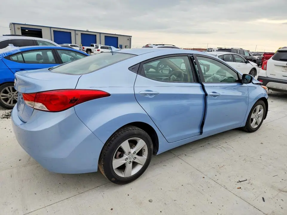 2012 HYUNDAI ELANTRA GLS  