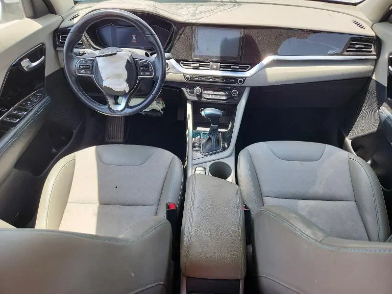 2020 KIA NIRO TOURING  