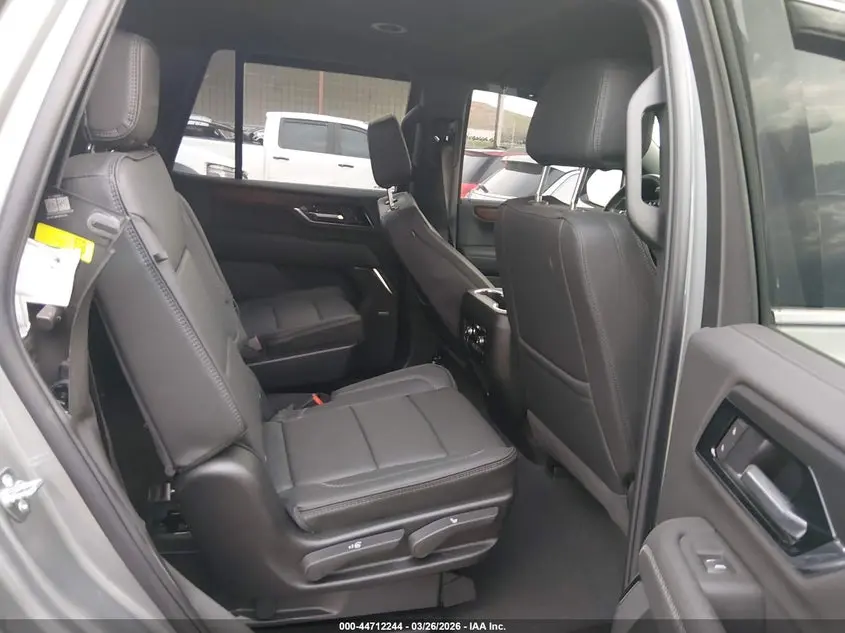 2026 GMC YUKON 4WD DENALI