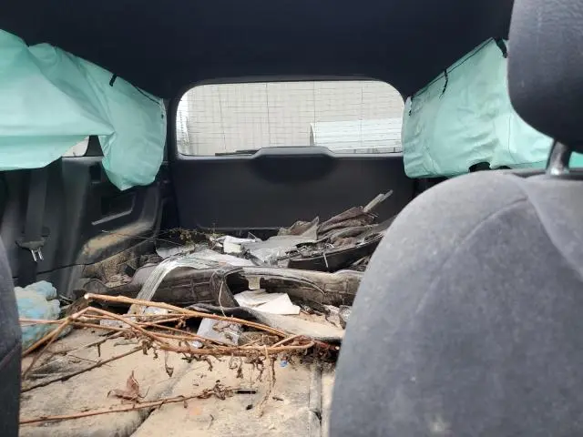 2023 MERCEDES-BENZ GLB 250  