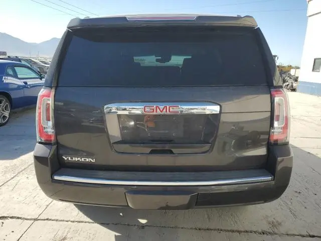 2016 GMC YUKON DENALI  