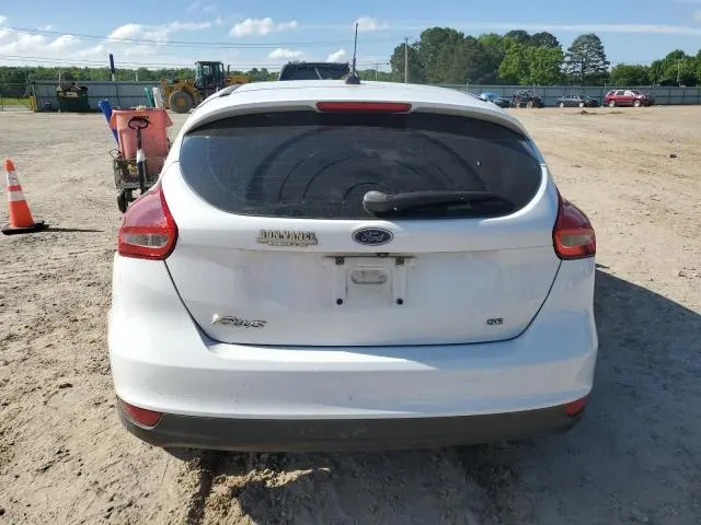 2017 FORD FOCUS SE  