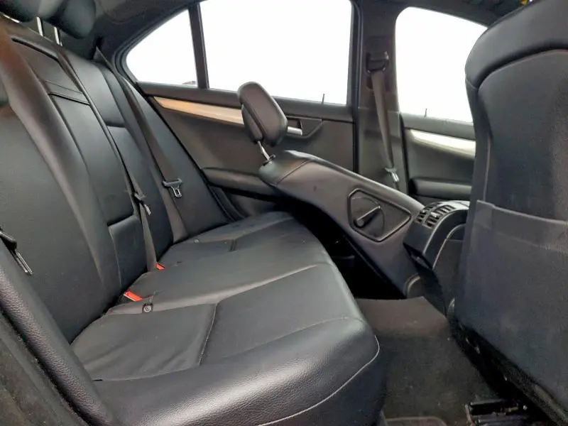 2012 MERCEDES-BENZ C 250  