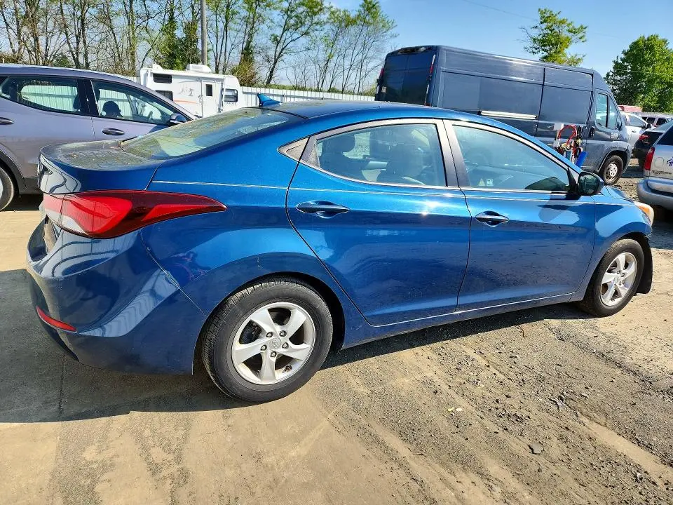 2014 HYUNDAI ELANTRA SE  