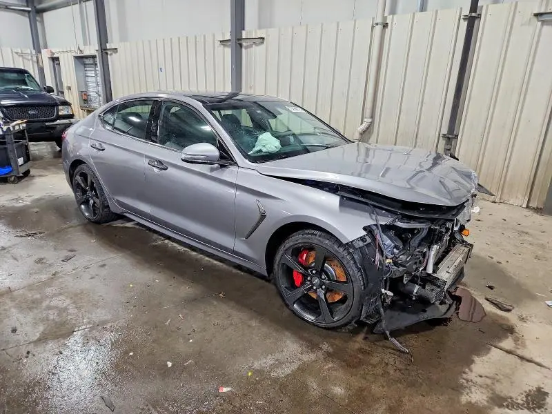 2020 GENESIS G70 PRESTIGE  