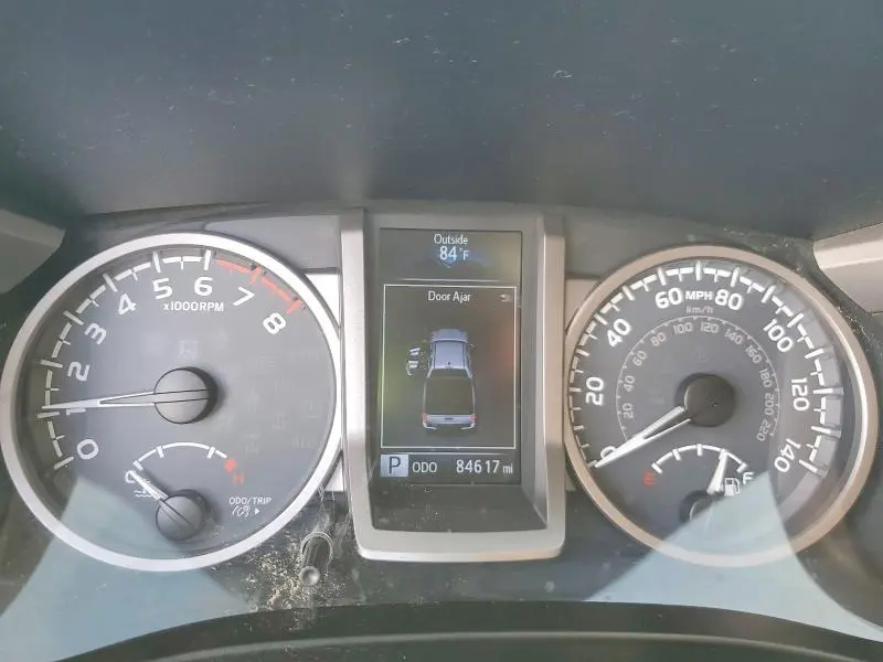 2017 TOYOTA TACOMA SR5 V6  