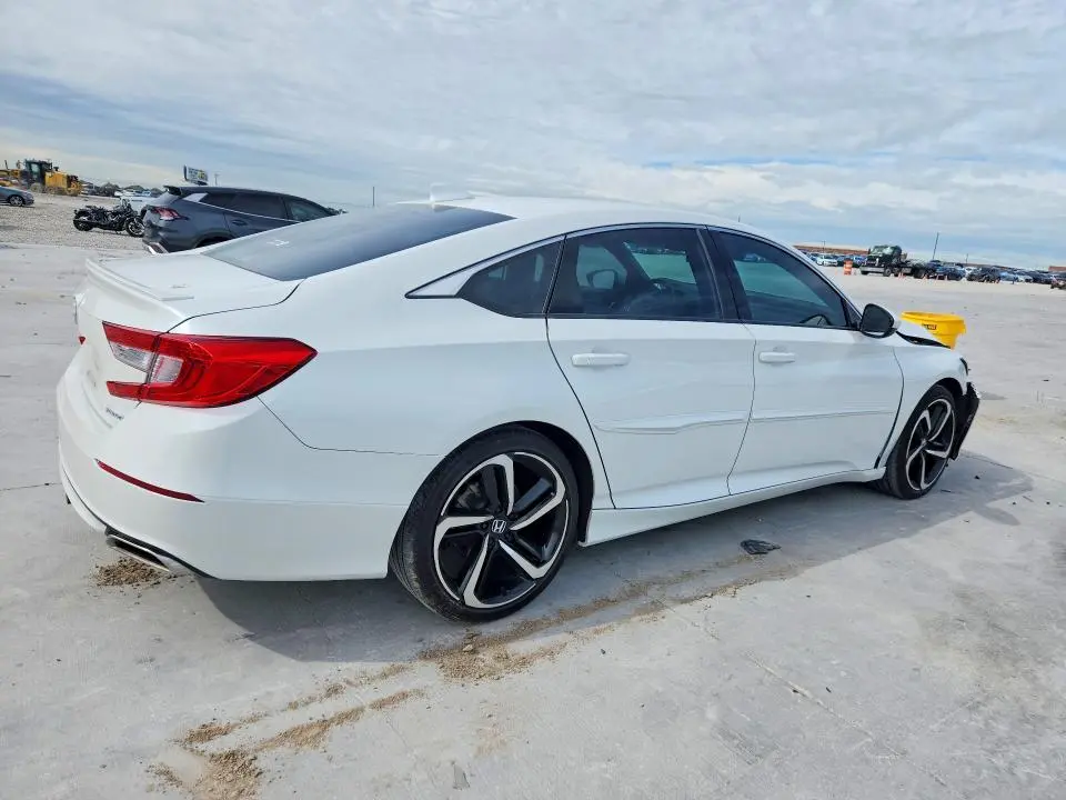 2018 HONDA ACCORD SPORT  