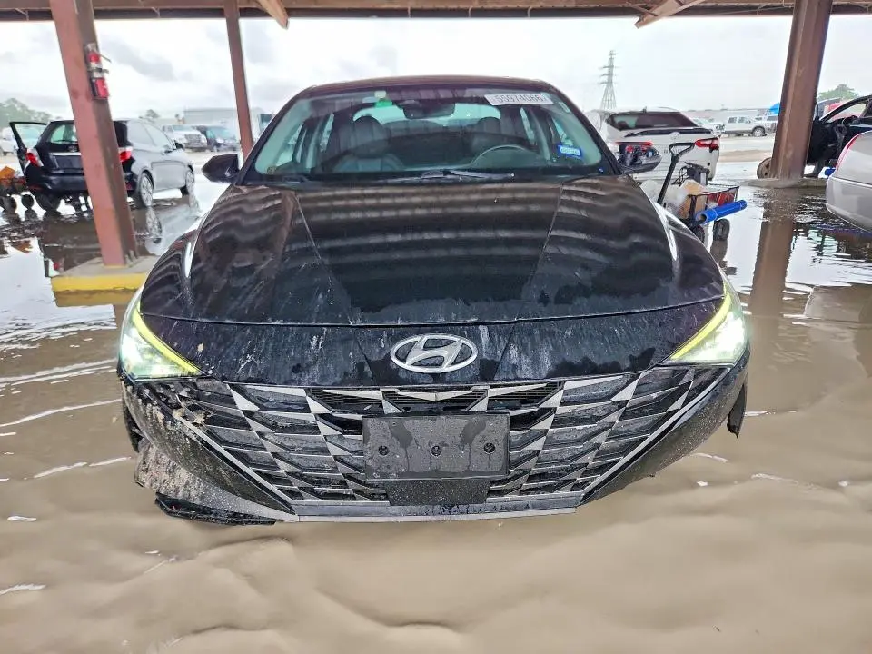 2023 HYUNDAI ELANTRA LIMITED  