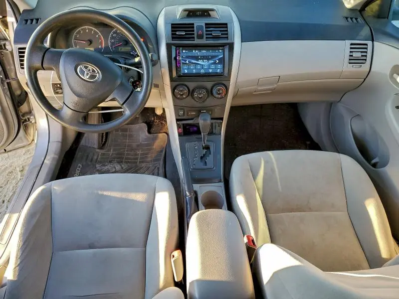 2013 TOYOTA COROLLA BASE  