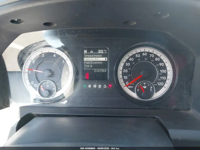 2018 RAM 1500 TRADESMAN  4X2 5'7 BOX