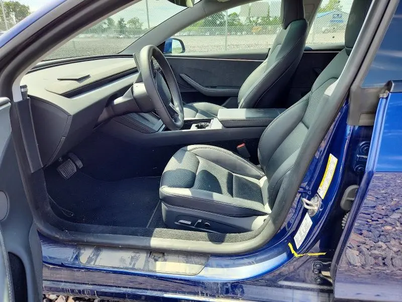 2024 TESLA MODEL 3   