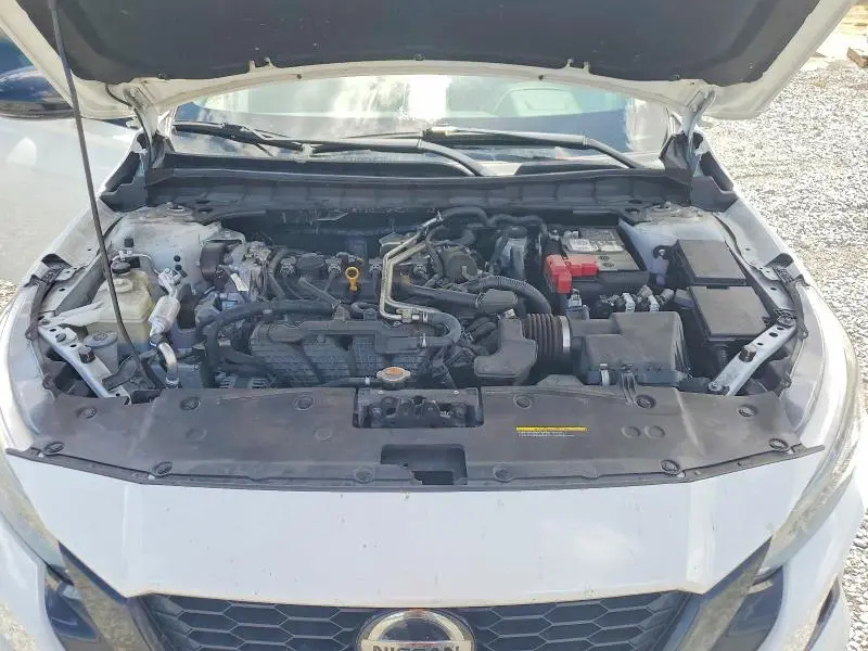 2022 NISSAN ALTIMA SR  
