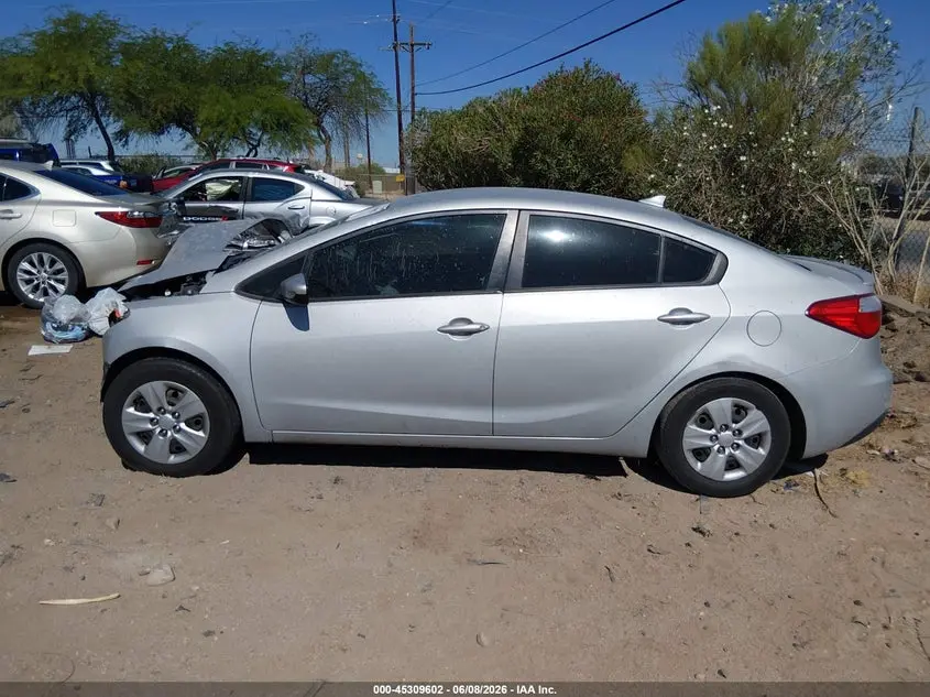 2015 KIA FORTE LX