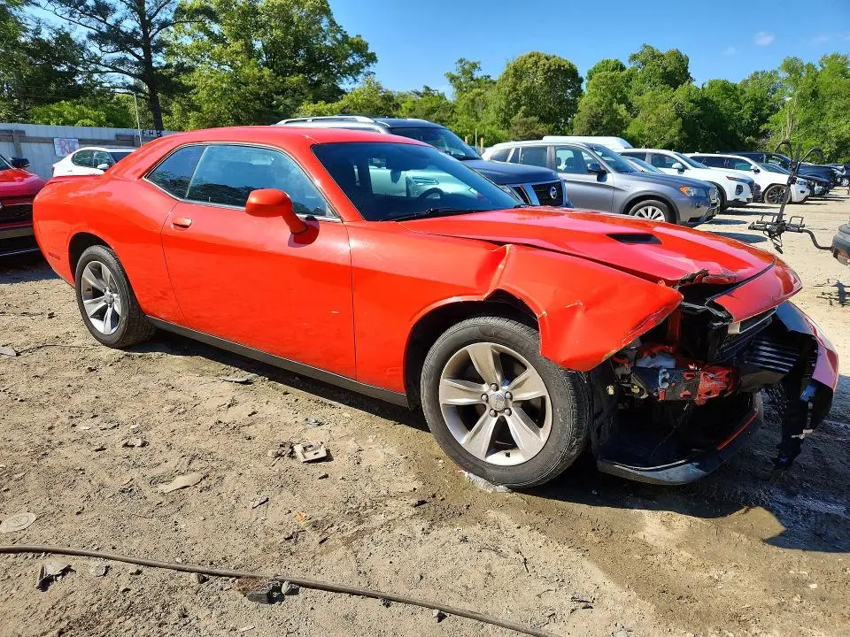 2018 DODGE CHALLENGER SXT  