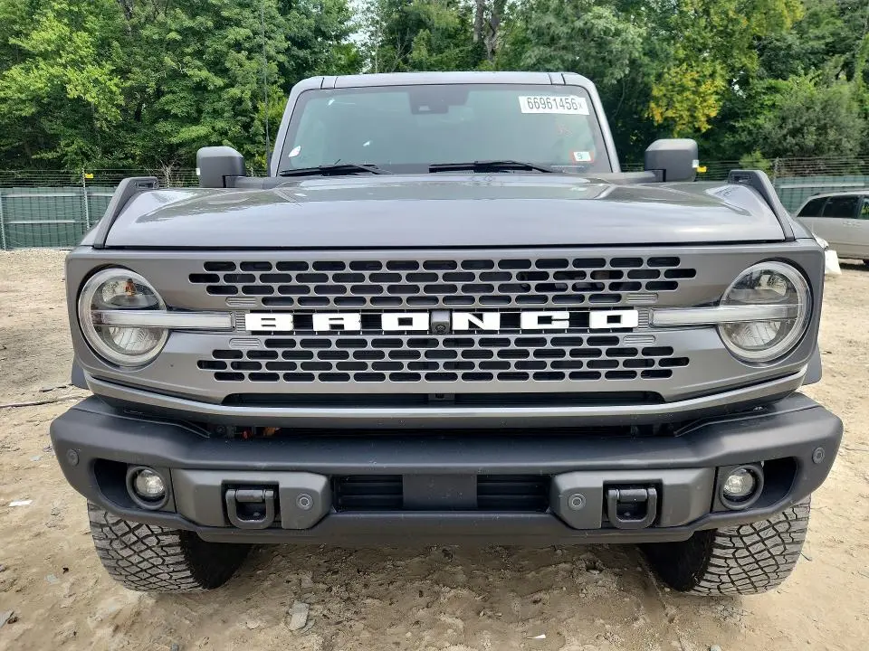 2023 FORD BRONCO BASE  