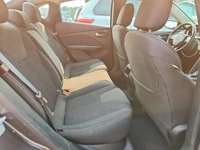2015 DODGE DART SXT  