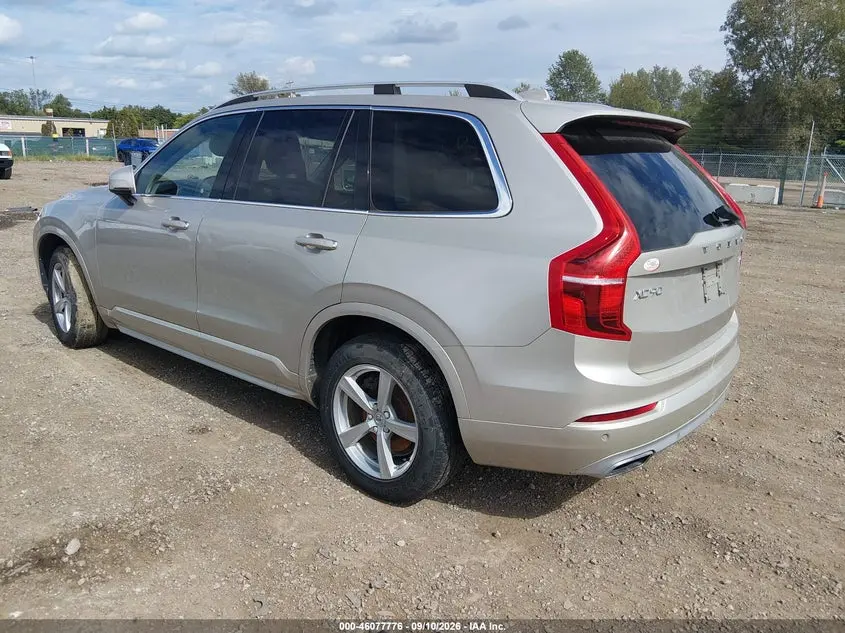 2017 VOLVO XC90 T5 MOMENTUM