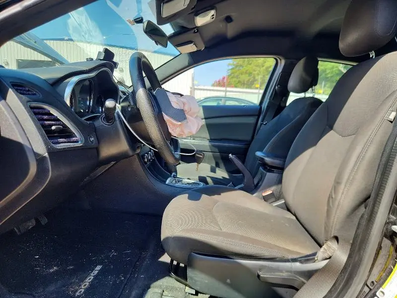 2014 DODGE AVENGER SE  