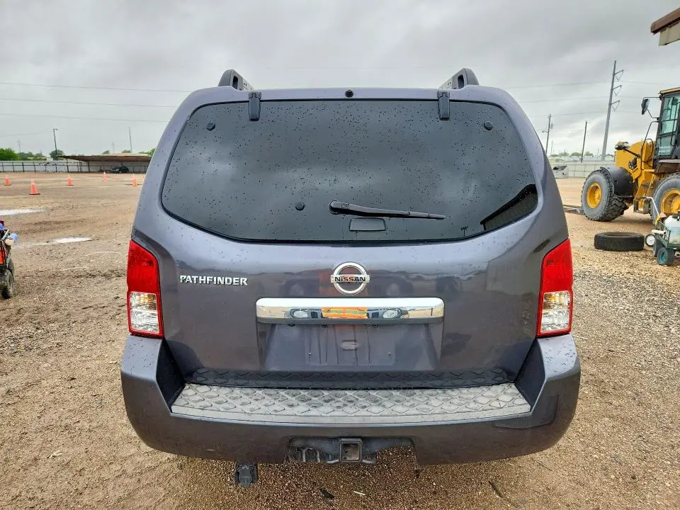 2012 NISSAN PATHFINDER S  