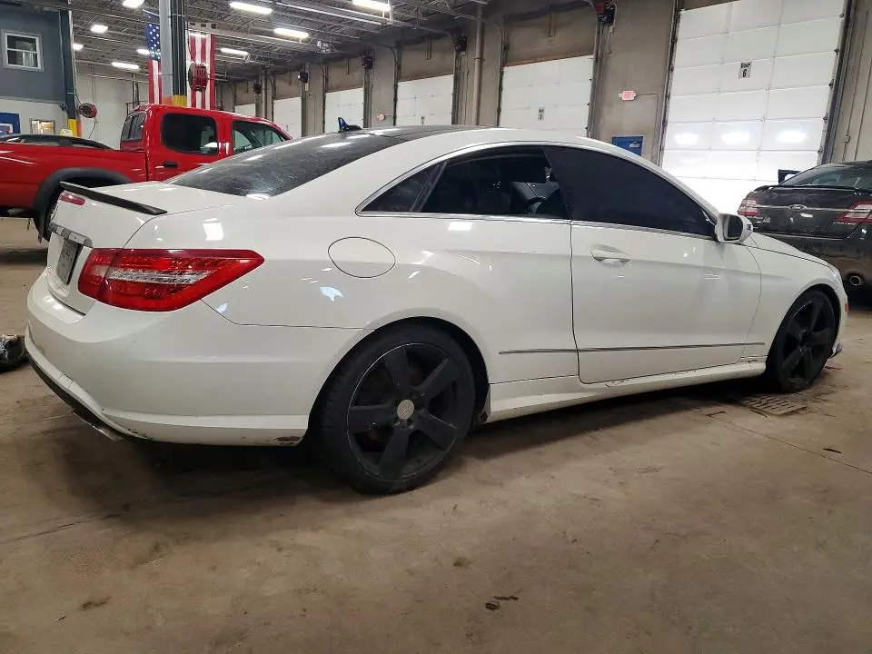 2010 MERCEDES-BENZ E 550  