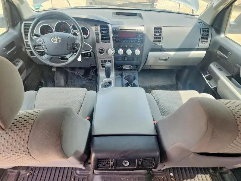 2010 TOYOTA TUNDRA CREWMAX SR5  