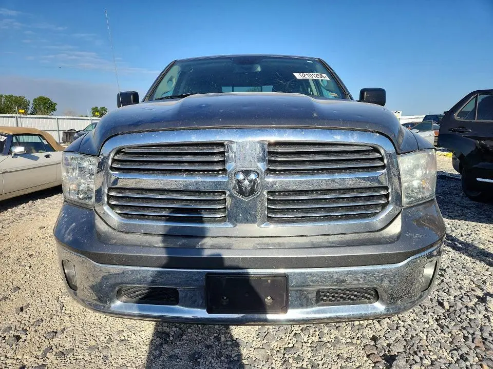 2013 RAM 1500 SLT  
