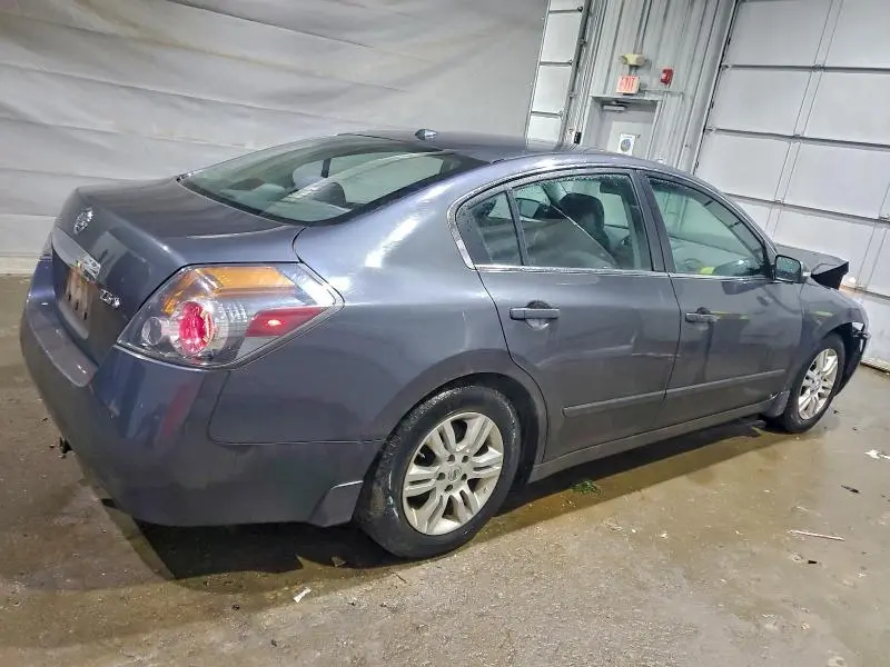 2010 NISSAN ALTIMA BASE  