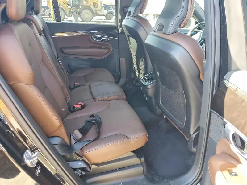 2019 VOLVO XC90 T6 MOMENTUM  