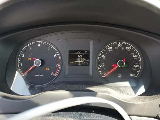 2011 VOLKSWAGEN JETTA SE  