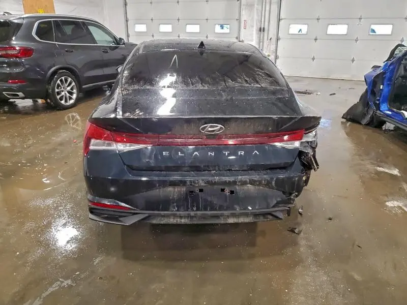 2022 HYUNDAI ELANTRA SEL  