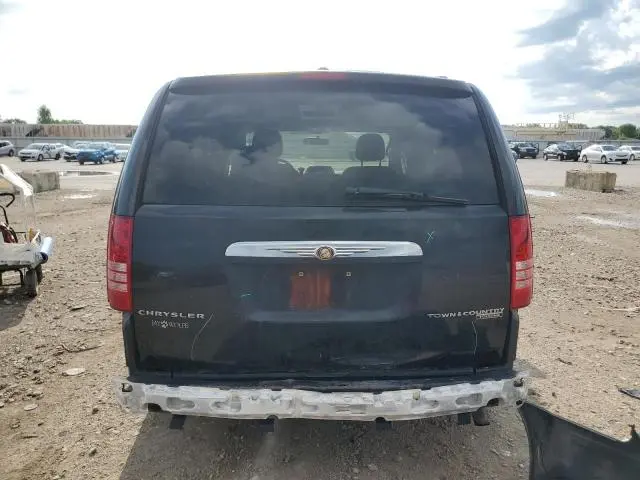 2010 CHRYSLER TOWN & COUNTRY TOURING  