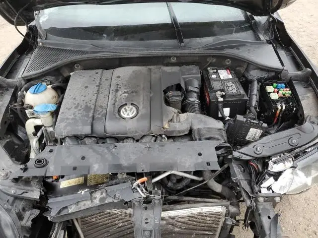 2012 VOLKSWAGEN PASSAT SE  