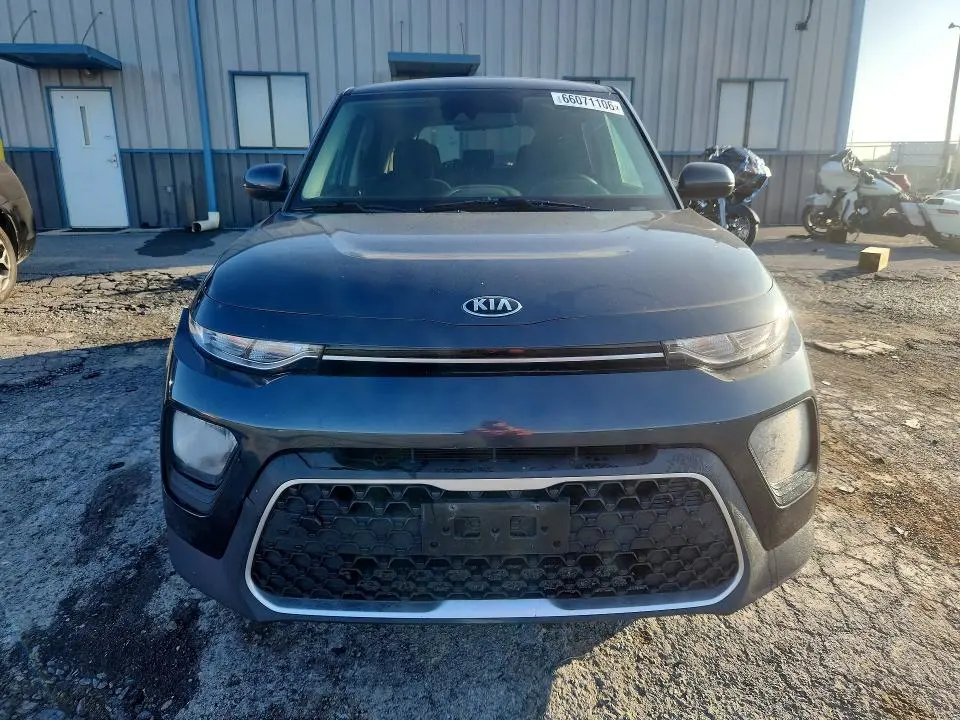 2020 KIA SOUL S  