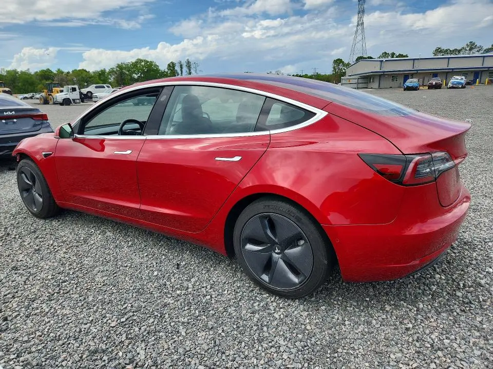 2018 TESLA MODEL 3   