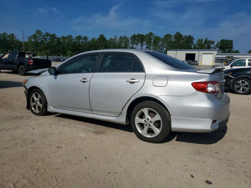 2013 TOYOTA COROLLA S  