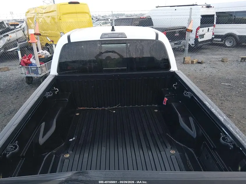 2022 TOYOTA TACOMA SR5 V6