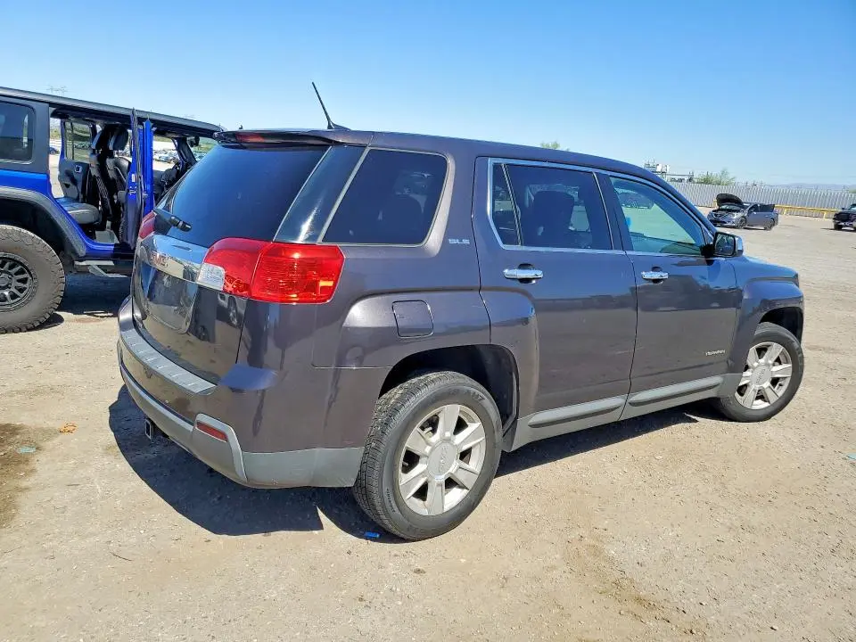 2013 GMC TERRAIN SLE  