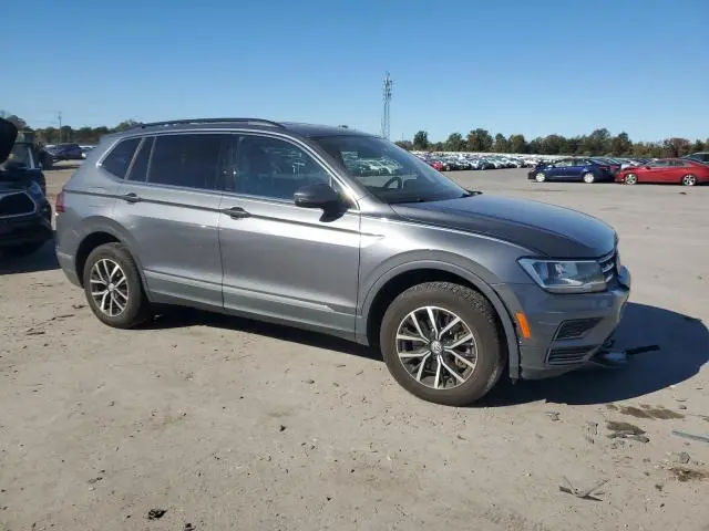 2021 VOLKSWAGEN TIGUAN SE  