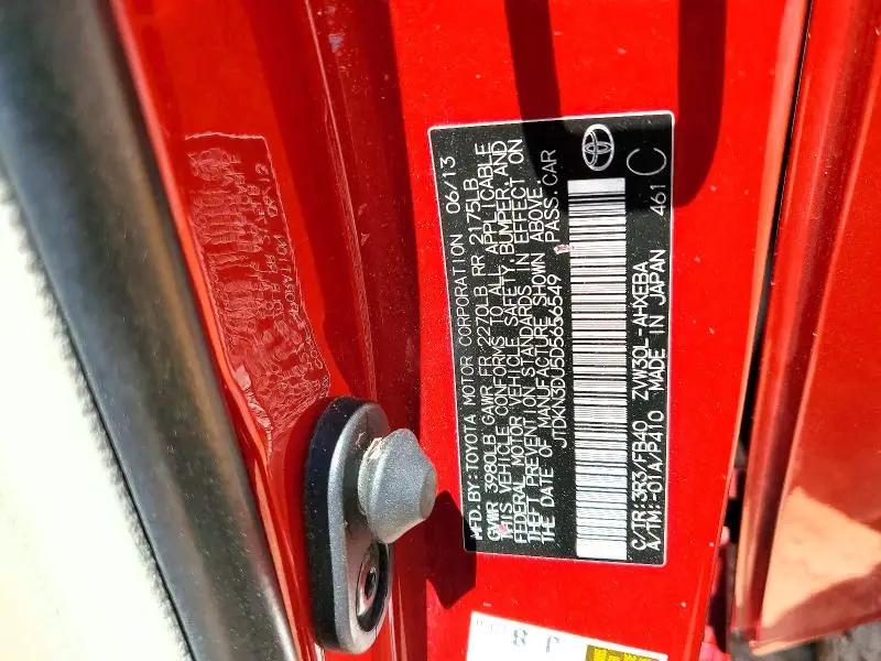 2013 TOYOTA PRIUS THREE  
