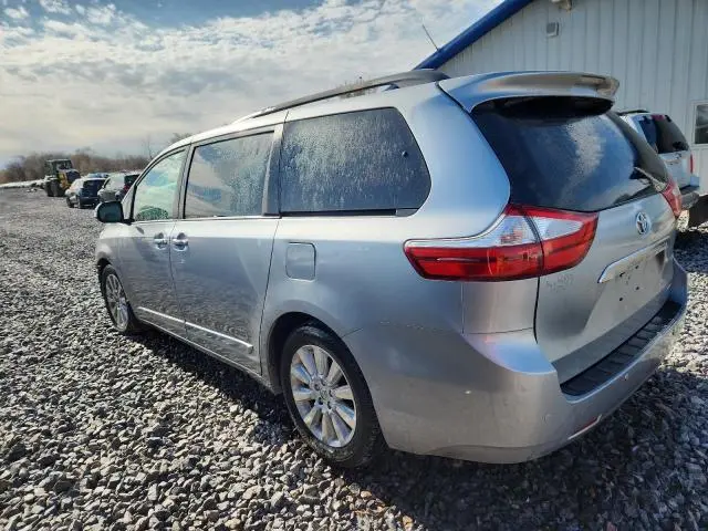 2015 TOYOTA SIENNA XLE  