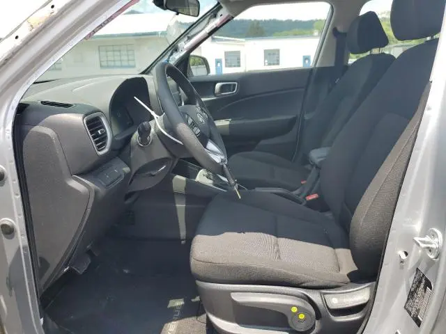 2023 HYUNDAI VENUE SE  