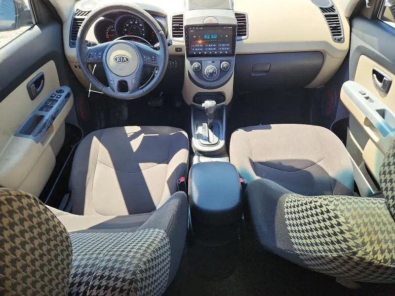 2010 KIA SOUL +  