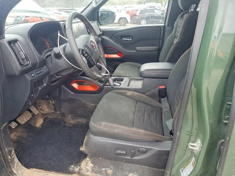 2025 NISSAN FRONTIER PRO-4X  