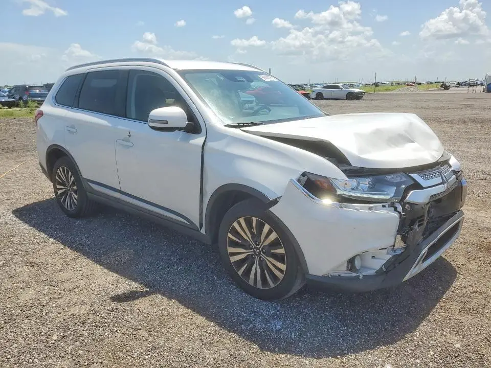 2020 MITSUBISHI OUTLANDER SE  