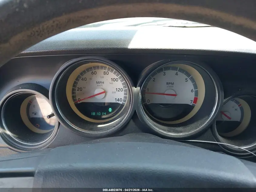 2010 DODGE CHALLENGER SE