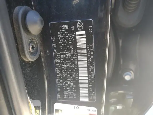 2022 TOYOTA CAMRY LE  