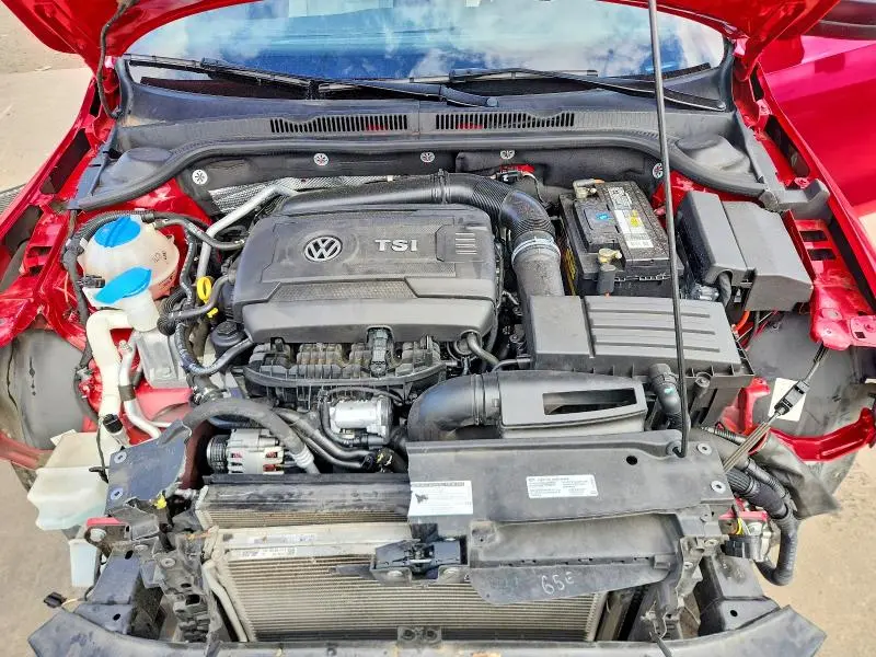 2016 VOLKSWAGEN JETTA SPORT  